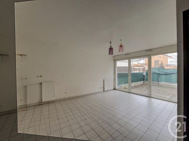 Appartement F2 à vendre - 2 pièces - 39,82 m2 - Bobigny - 93 - ILE-DE-FRANCE