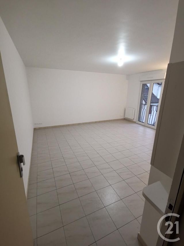 Appartement F1 à louer - 1 pièce - 38,37 m2 - Livry Gargan - 93 - ILE-DE-FRANCE