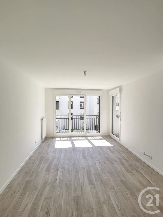 Appartement F2 à louer - 2 pièces - 46,79 m2 - Drancy - 93 - ILE-DE-FRANCE